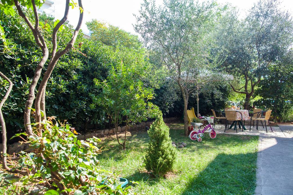 Apartments & Rooms Jelka Котор Экстерьер фото
