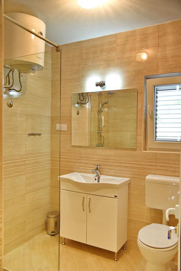 Apartments & Rooms Jelka Котор Экстерьер фото